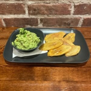 GUACAMOLE CON TOSTONES